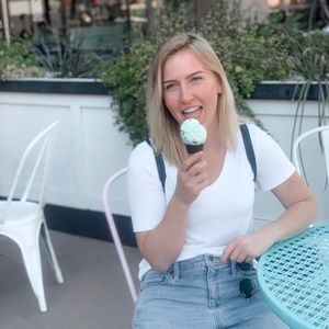 Meet your Posher, Emily